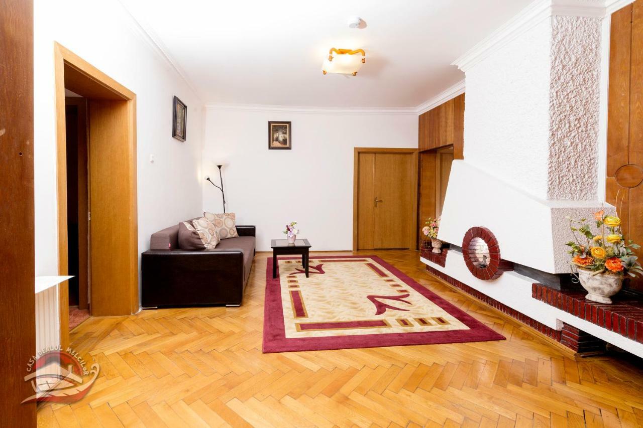 Casa Dealul Melcilor 호텔 브라쇼브 외부 사진
